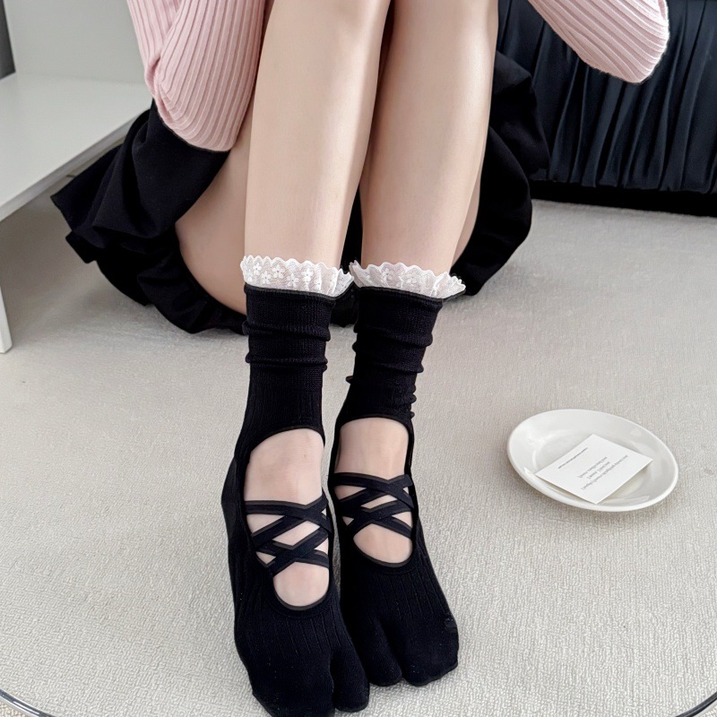 Женские носки для йоги с круже – обзор и цена Embellish Knit